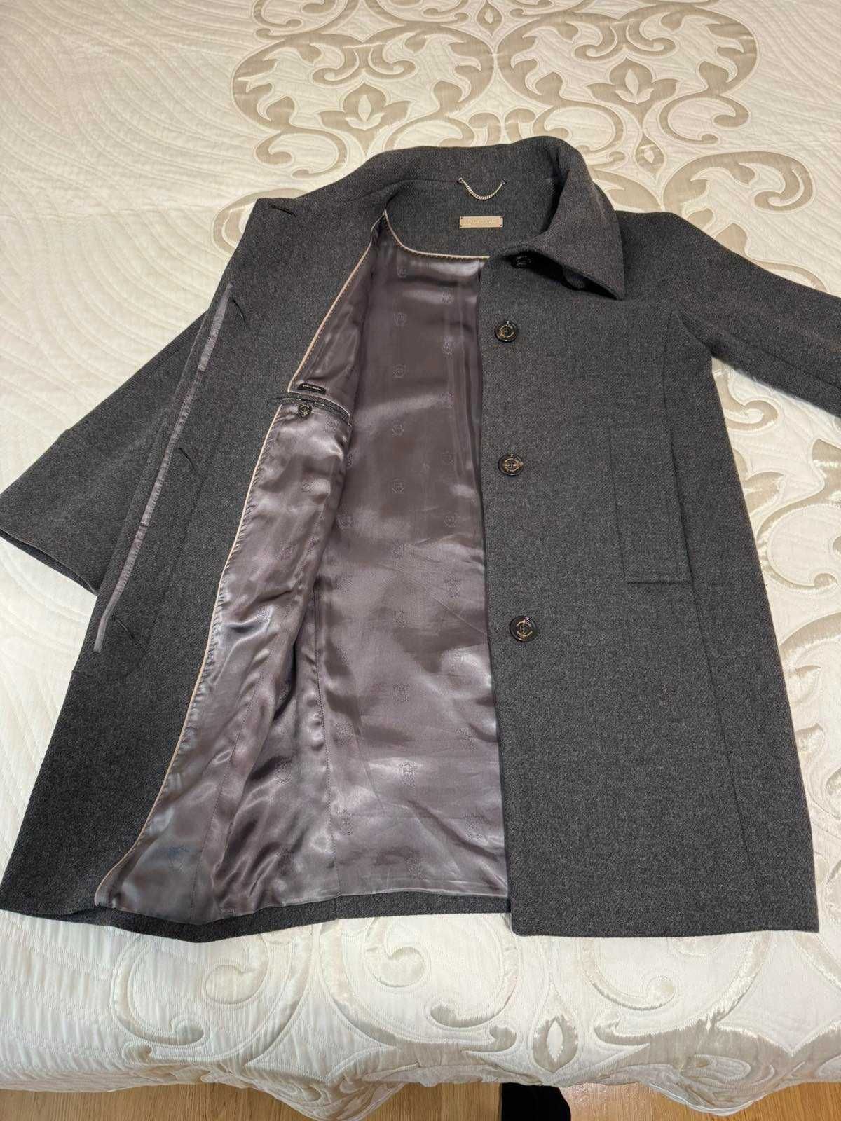 Пальто Massimo Dutti