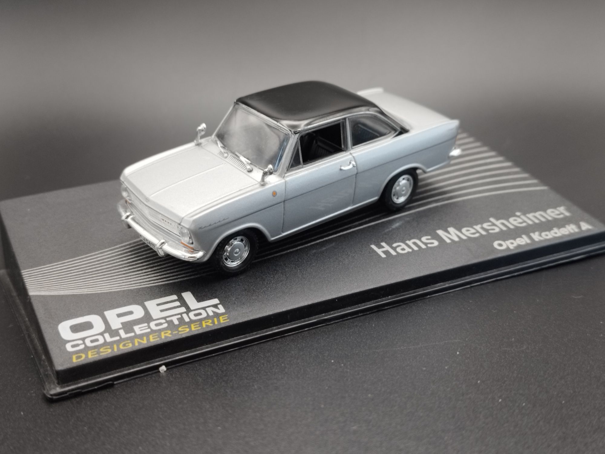 1:43 Opel Collection Kadett A model używany