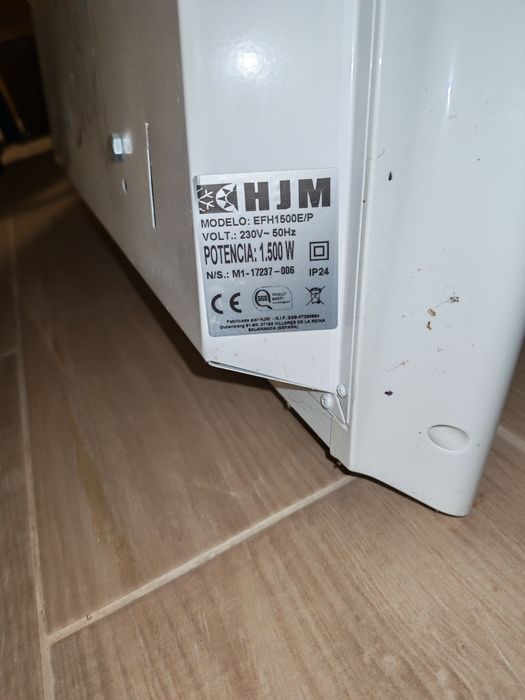 Radiador / Aquecedor de parede 1500W