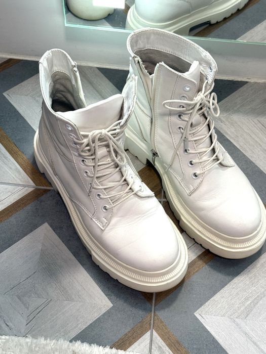 Черевики білі зима/осінь