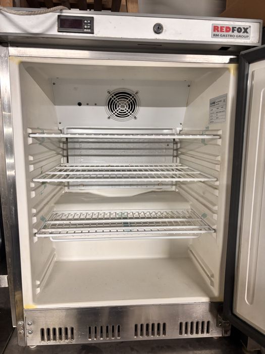 Szafa chłodnicza Redfox 1-drzwiowa 130 l ze stali nierdzewnej HR 200/S