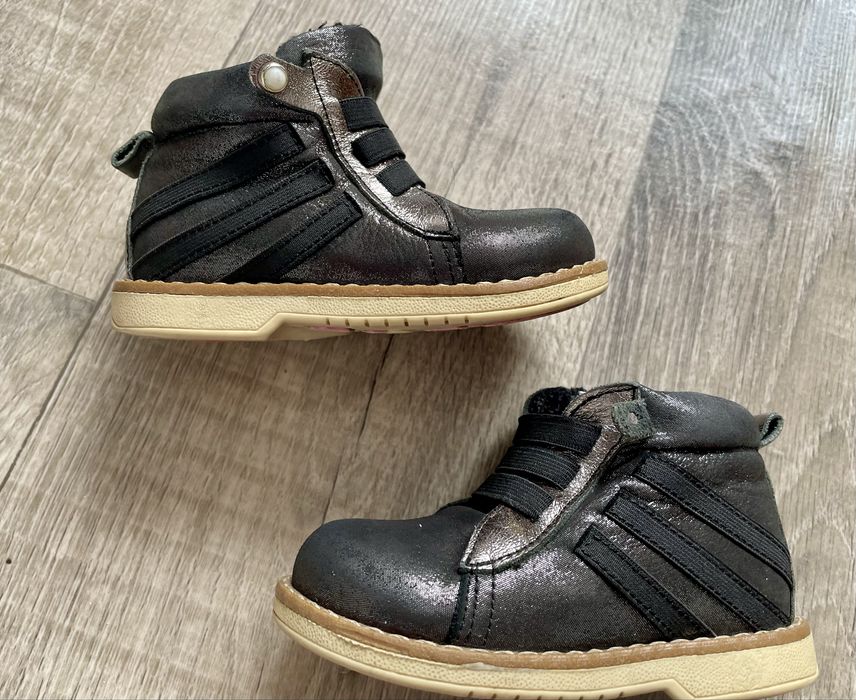 Демісезонні ортопедичні черевички для дівчинки