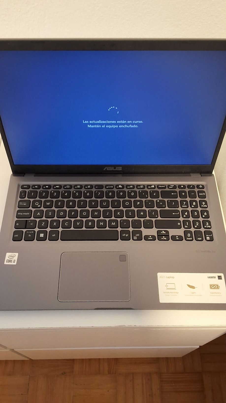 Portátil ASUS X515JA-BR3971W 15.6'' Intel Core i3 10ma generación 8GB