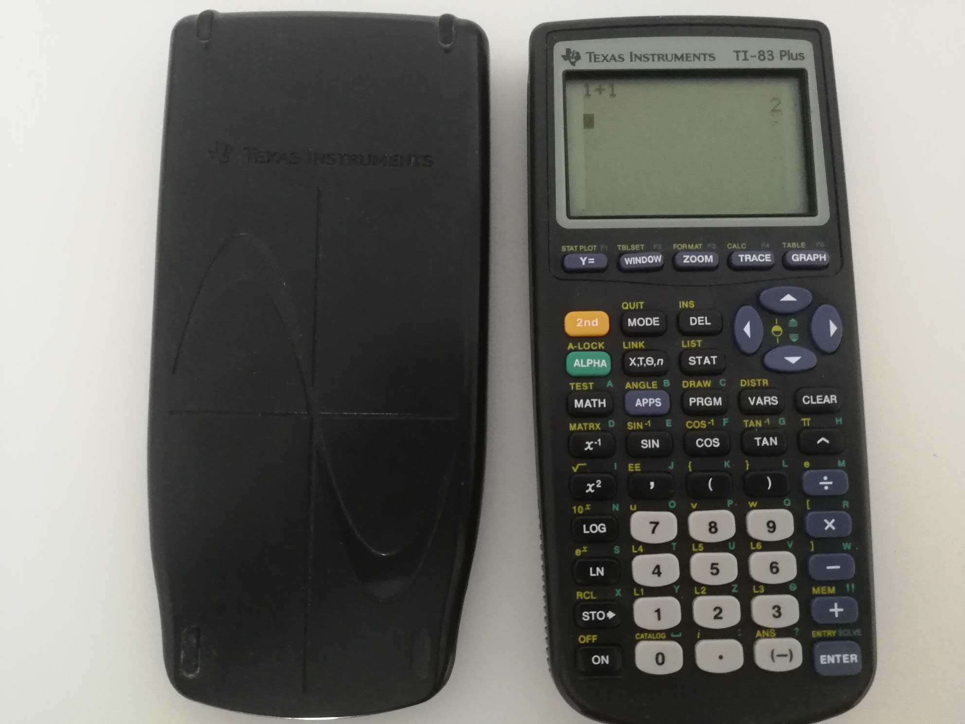 Calculadora Texas Instruments TI-83 Plus