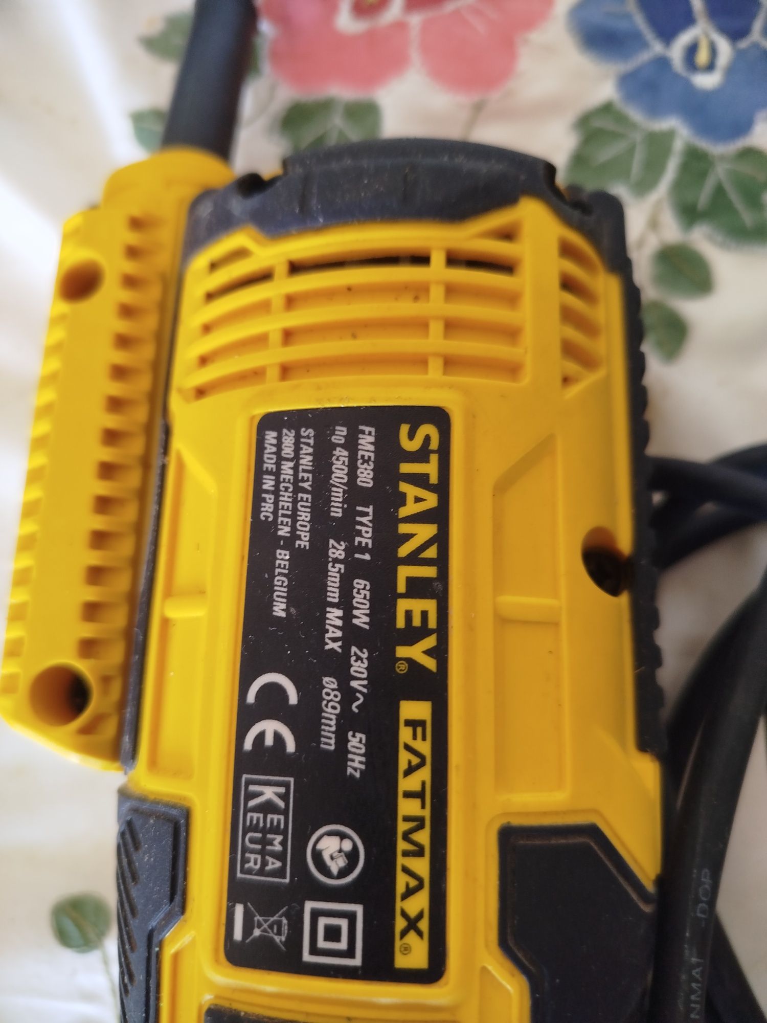 Serra circular de mão Stanley FatMax 650W