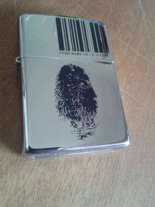 ZIPPO modelo Fingerprint - Novo