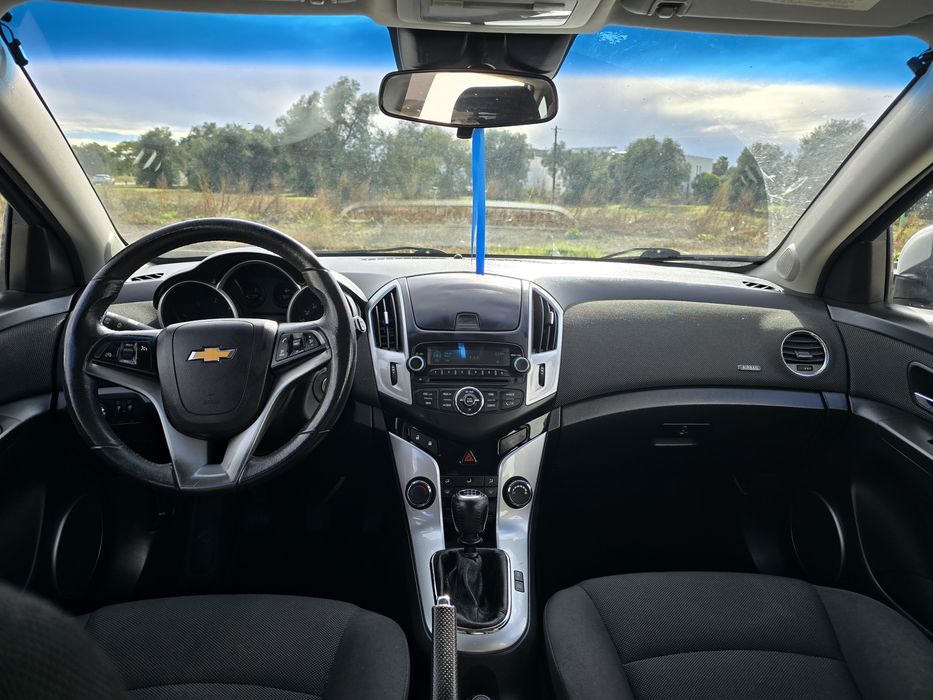 Chevrolet Cruze SW 1.7 VCDi 130cv LTZ – 2012