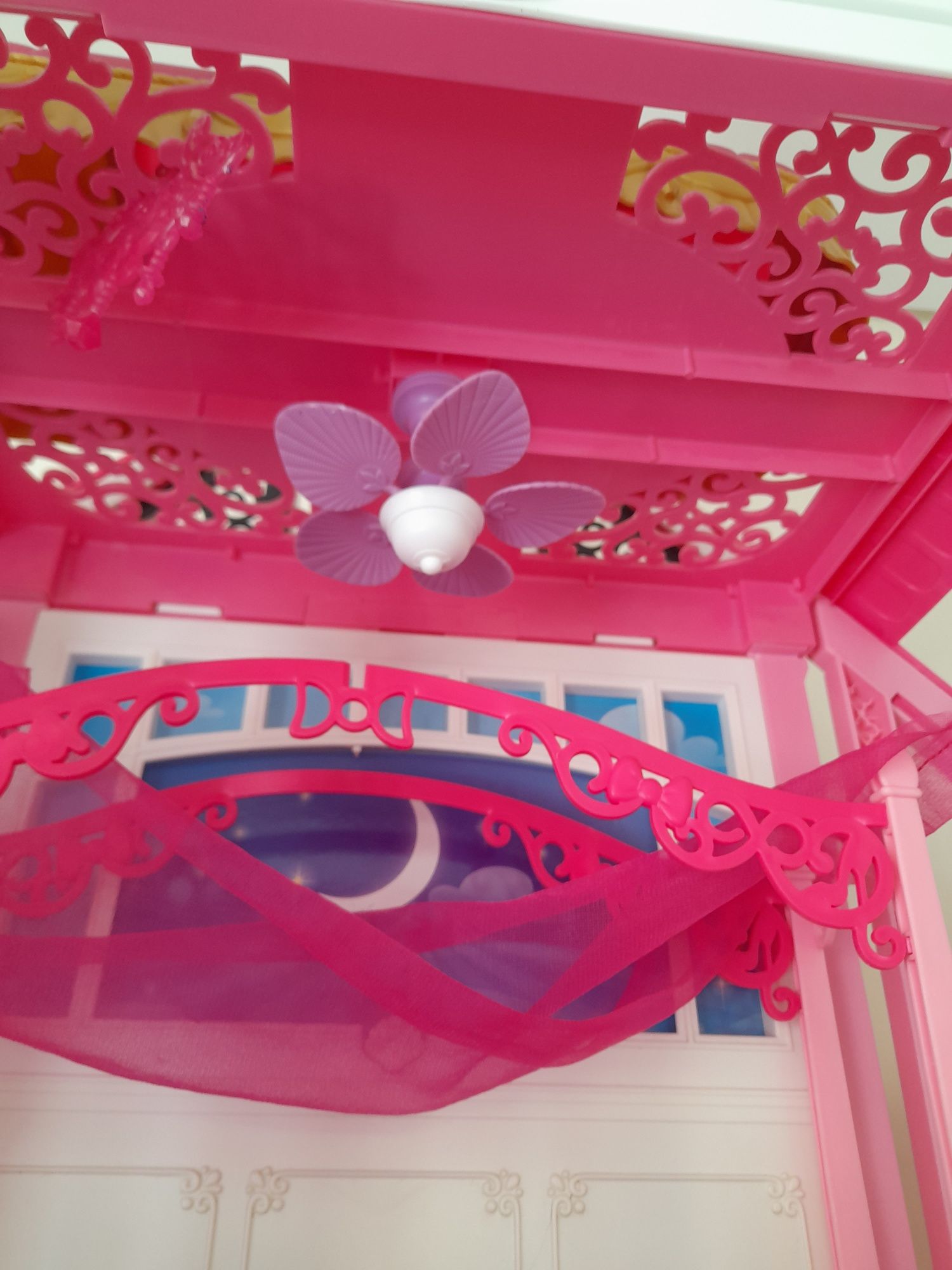 Mansão da Barbie Mobilada