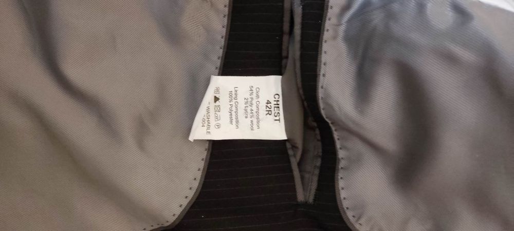 Костюм классический мужской тройка пиджак жилет брюки и рубашка Zara