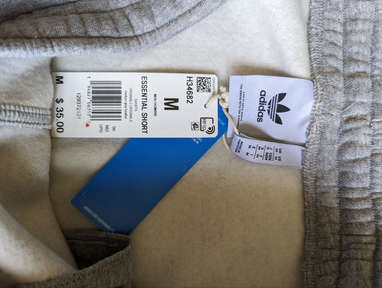 Шорты Adidas ORIGINALS Essential Fleece Sweat Shorts Medium