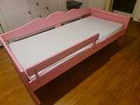 Łóżko różowe dla dziewczynki z materacem