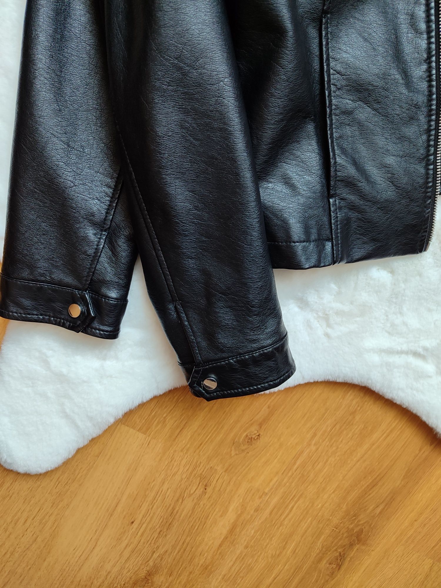 Куртка, косуха під шкіру, чорна Kiabi XS-S,  курточка кожанка, 42-44 р