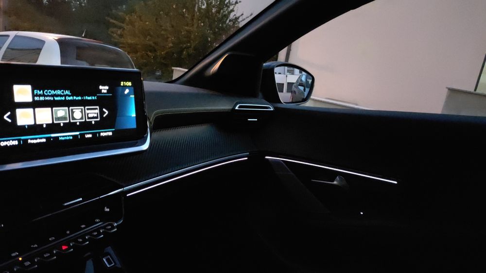 Peugeot e-208 GT 50kWh