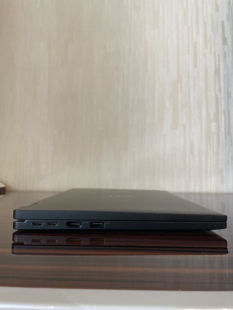 Сенсорний Dell Latitude 7390 2-in-1 i5-8350U 8GB DDR4 256GB SSD NVMe