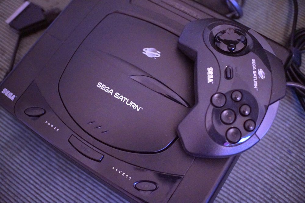Konsola Sega Saturn (Europejska PAL) + pad i kable
