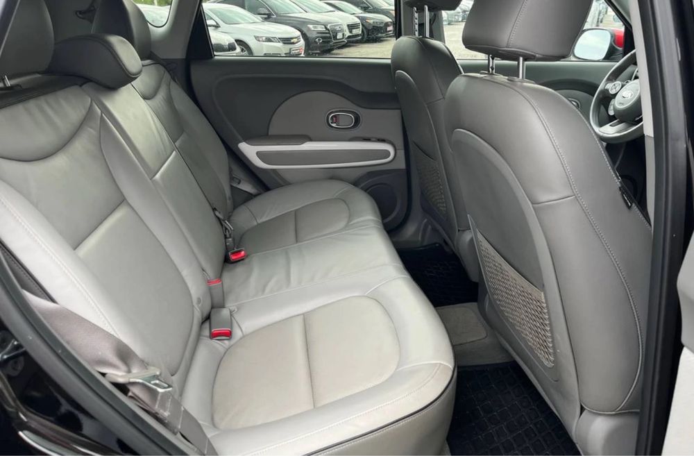 Оренда авто KIA SOUL 40kw