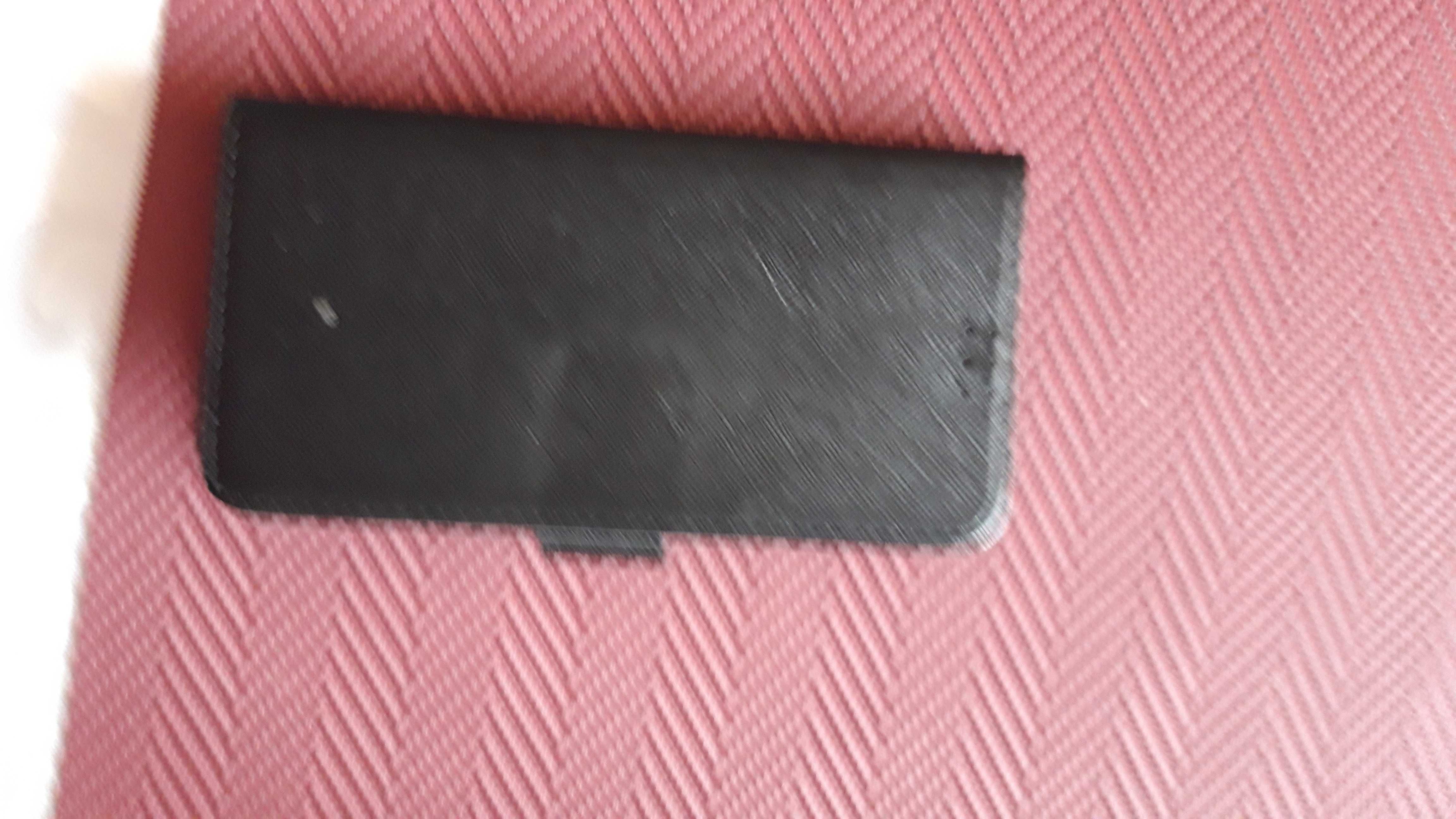 Czarne etui Sony Z1