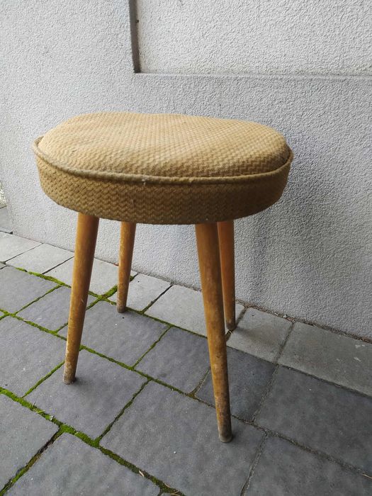 Taboret stołek tapicerowany PRL