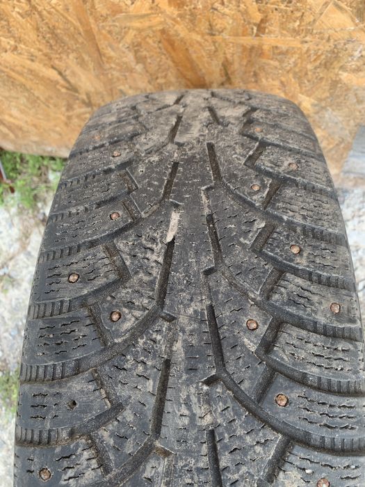 Зимняя резина 235/60 R18