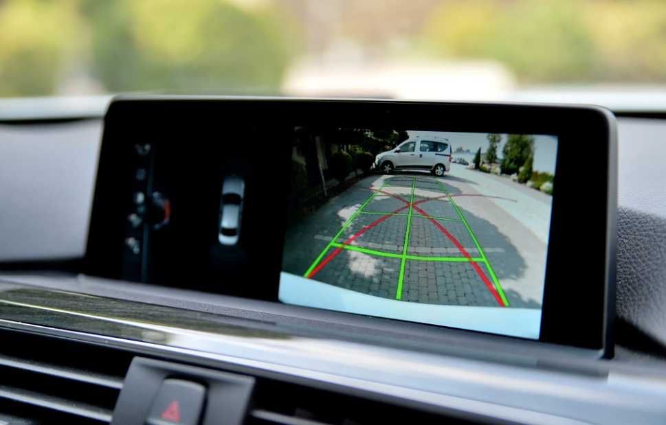 BMW 330i xDrive 2017