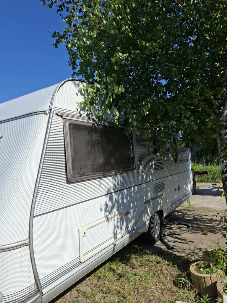 Przyczepa kempingowa LMC 490