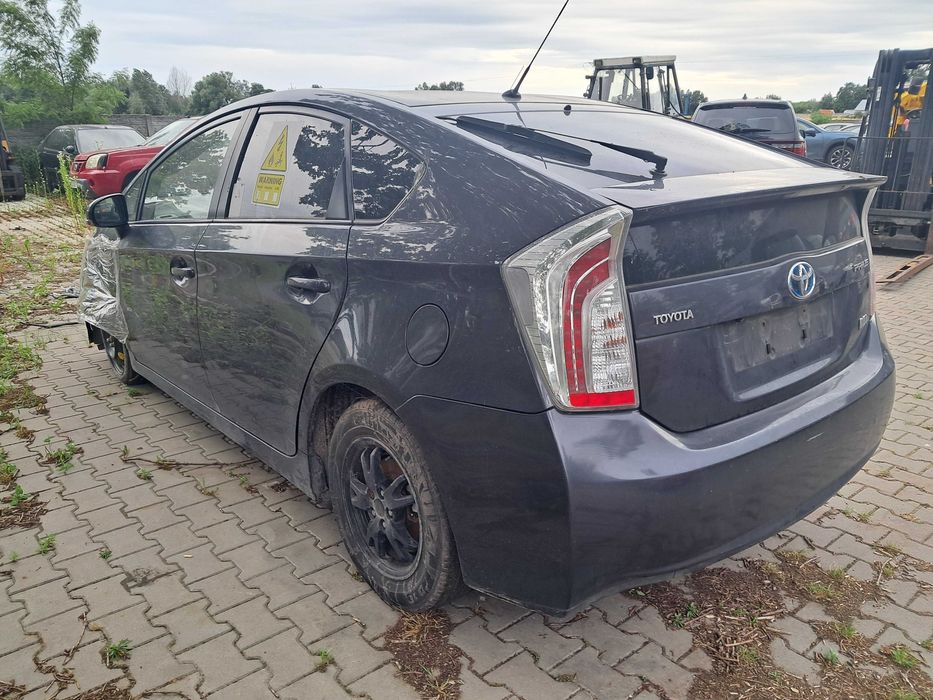 toyota prius III 1.8 hybryda anglik w calosci