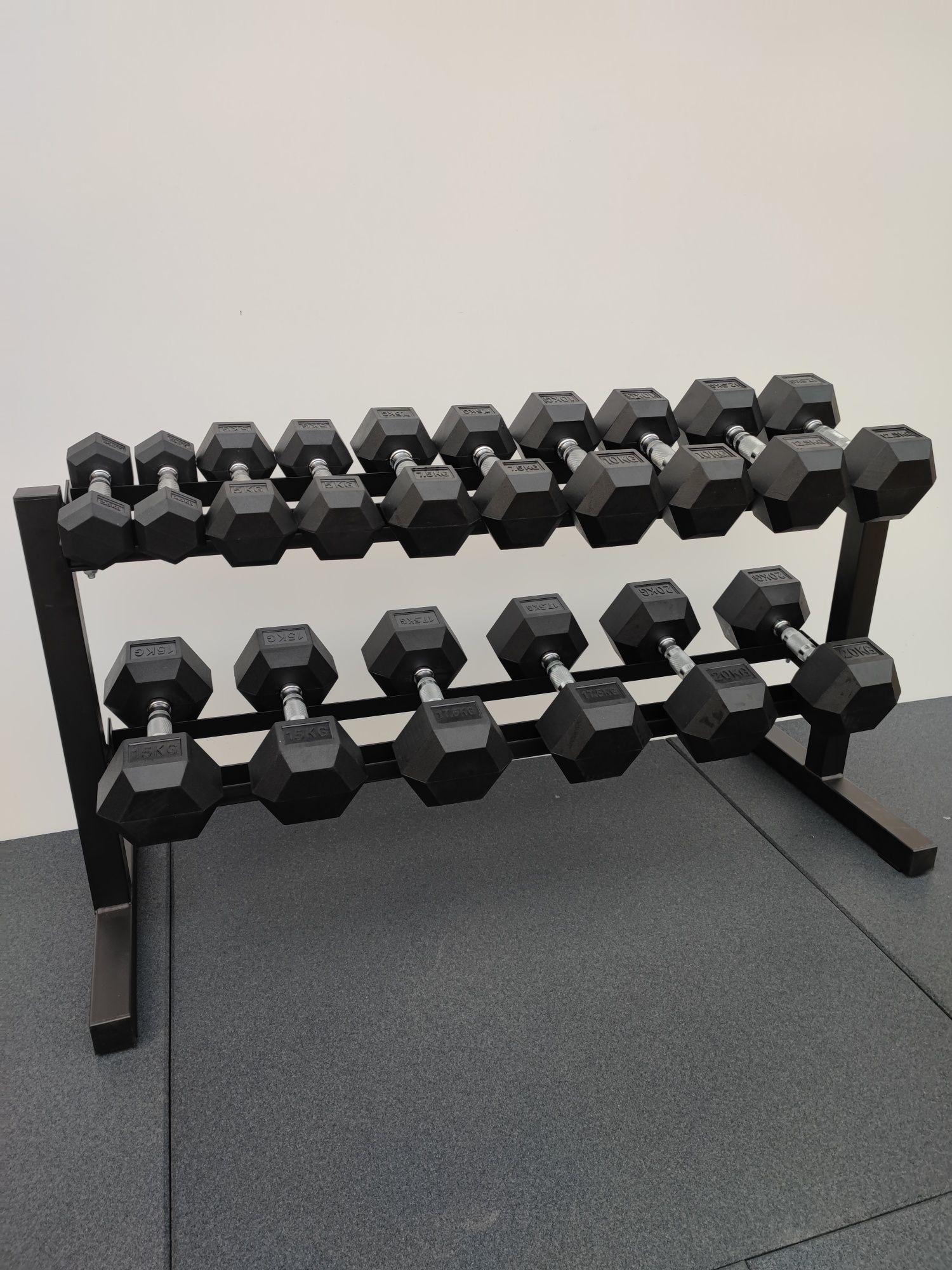 Zestaw hantli Hex od 2.5 kg do 20 kg.ze stojakiem