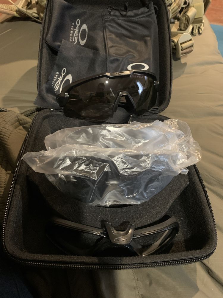 Oakley alpha m frame очки