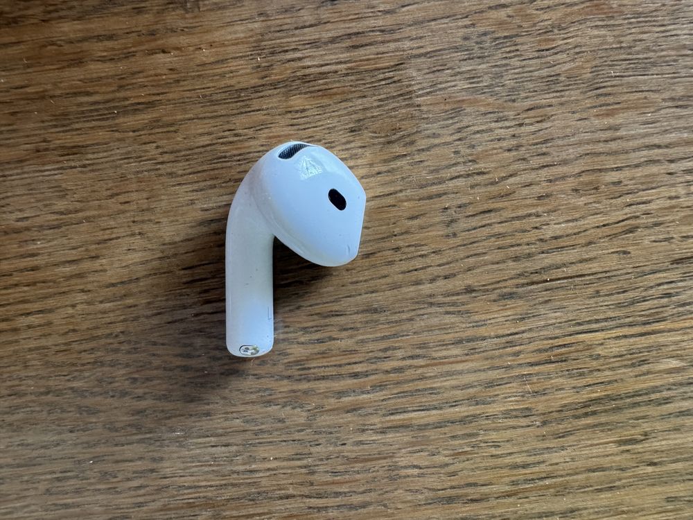 Lewa, oryginalna słuchawka AIRPODS 4 generacji z ANC