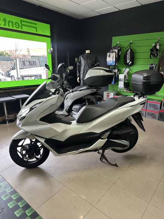 ALUGO PCX NO PORTO 60€