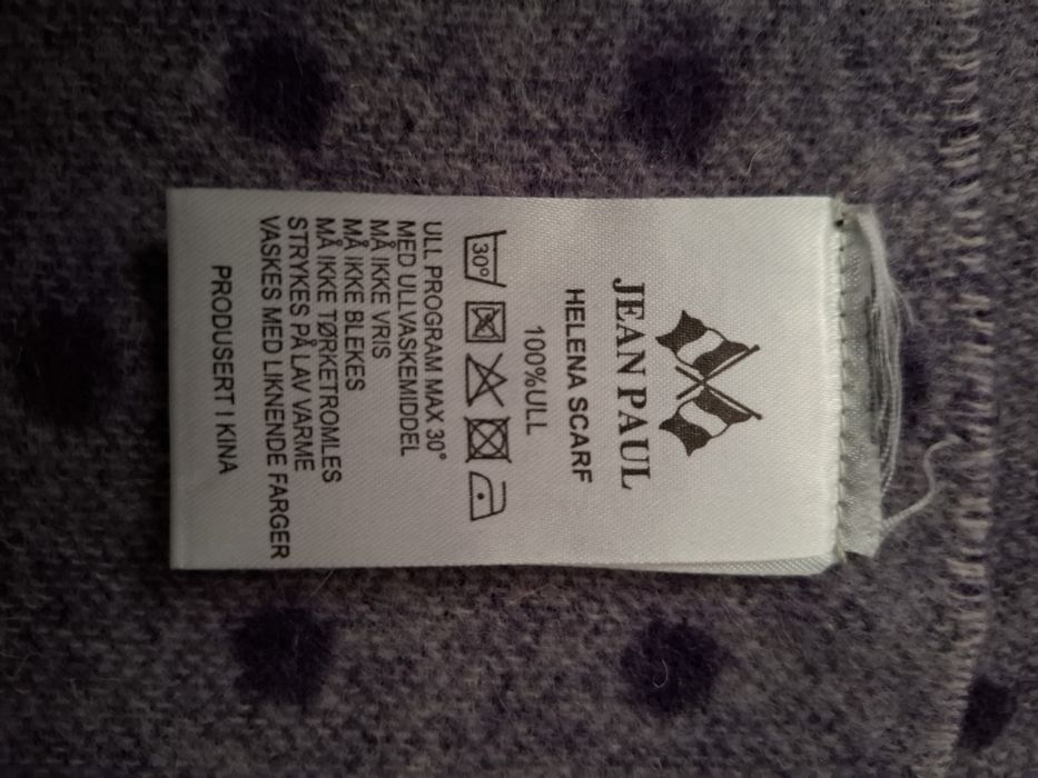 Jean Paul. Szalik damski. Wełna.