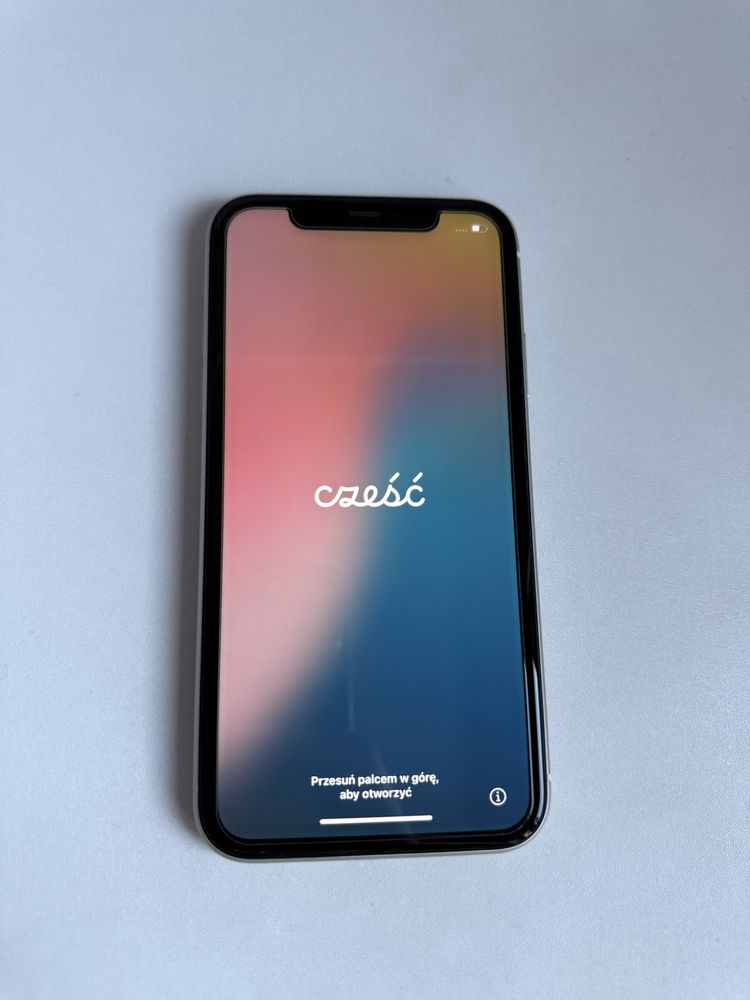 iPhone 11 64 gb biały