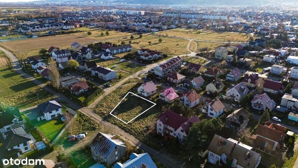 Działka budowlana 658m2 media mpzp