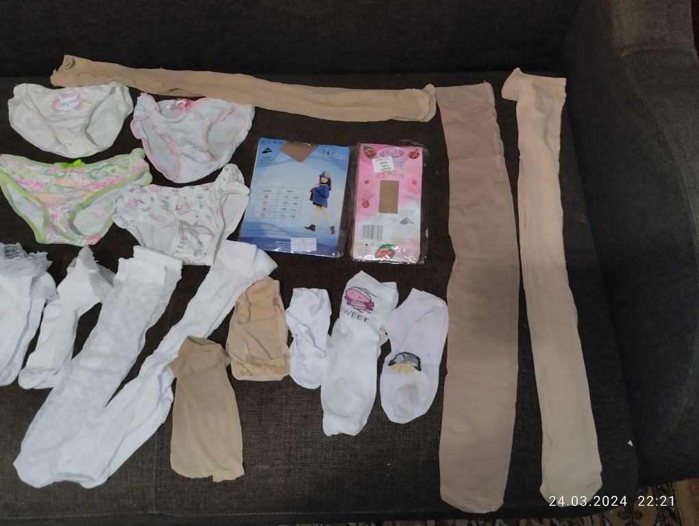 Шкарпетки з рюшами,капронові колготки та носки,нові та б/в,трусики б/в