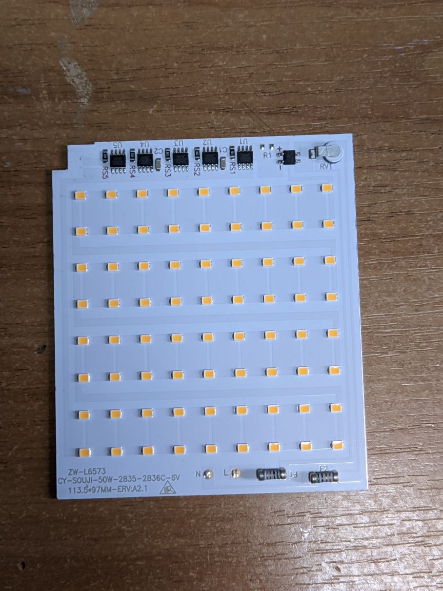 Світлодіод драйвер 220v LED в прожектор 10w 20w 30w 50w 220в ремонт