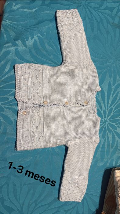 3 casacos de bebé