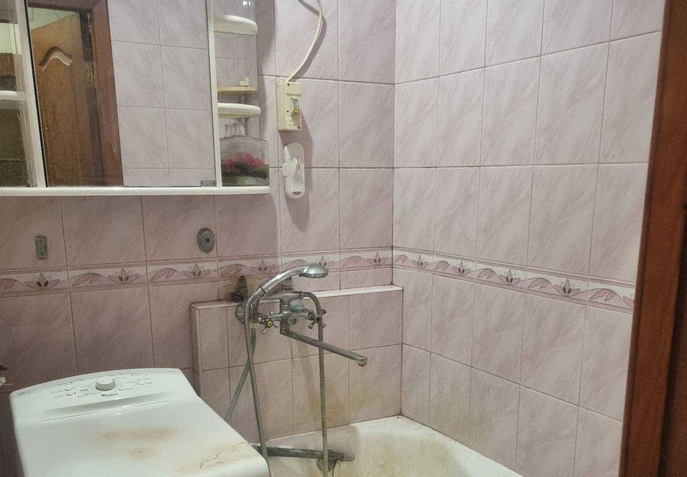 Реальная 2-к кв Гв Широнинцев, трк Украина, Барабашово.