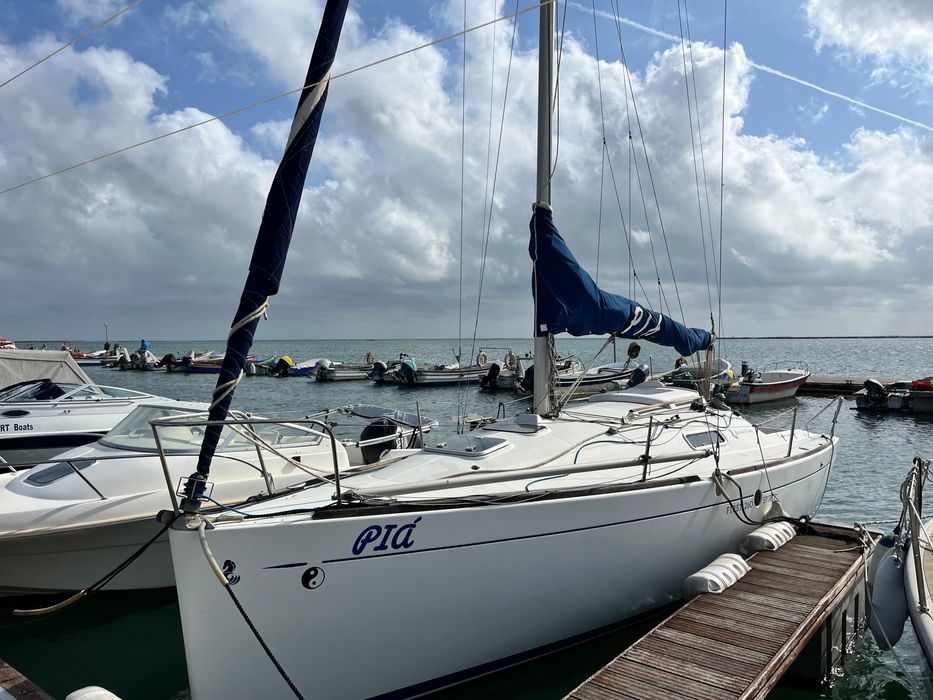 Veleiro Beneteau first 260 - de 1998 - Com lugar na Marina em Olhão
