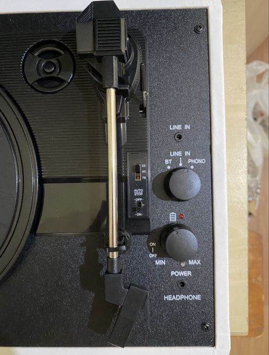 Вініловий програвач GS1000 Groove