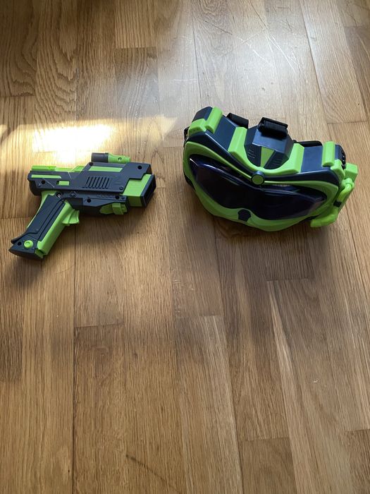 Brinquedo alien vision