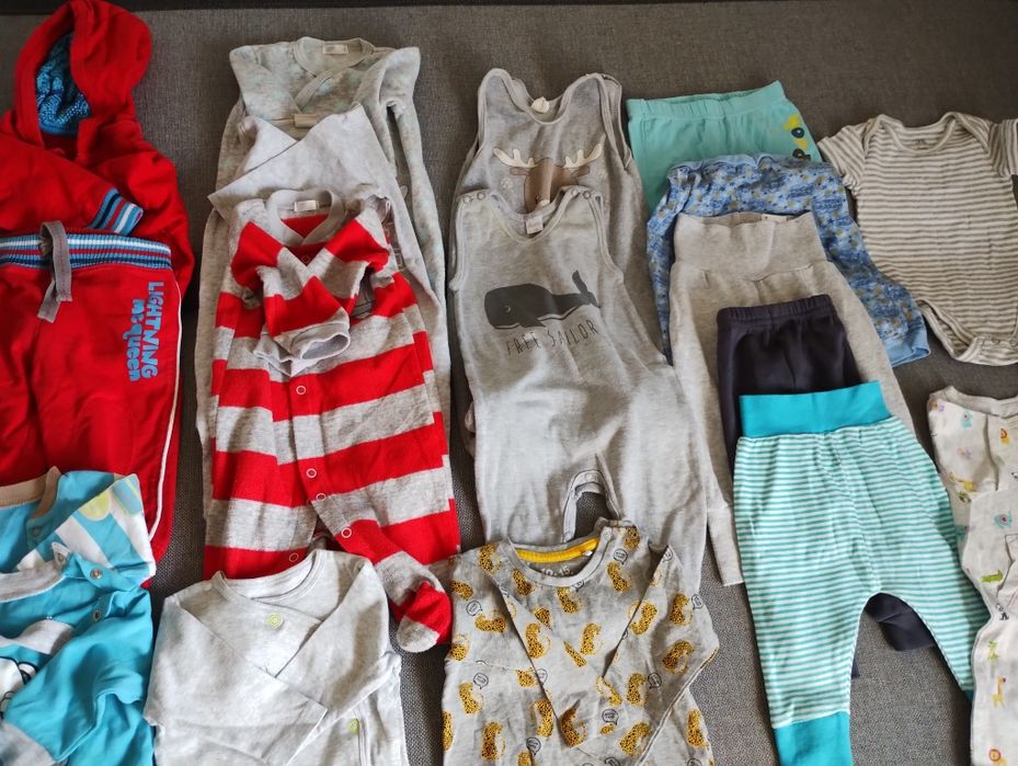 Paka ubranek niemowlęcych 68 chłopięcych