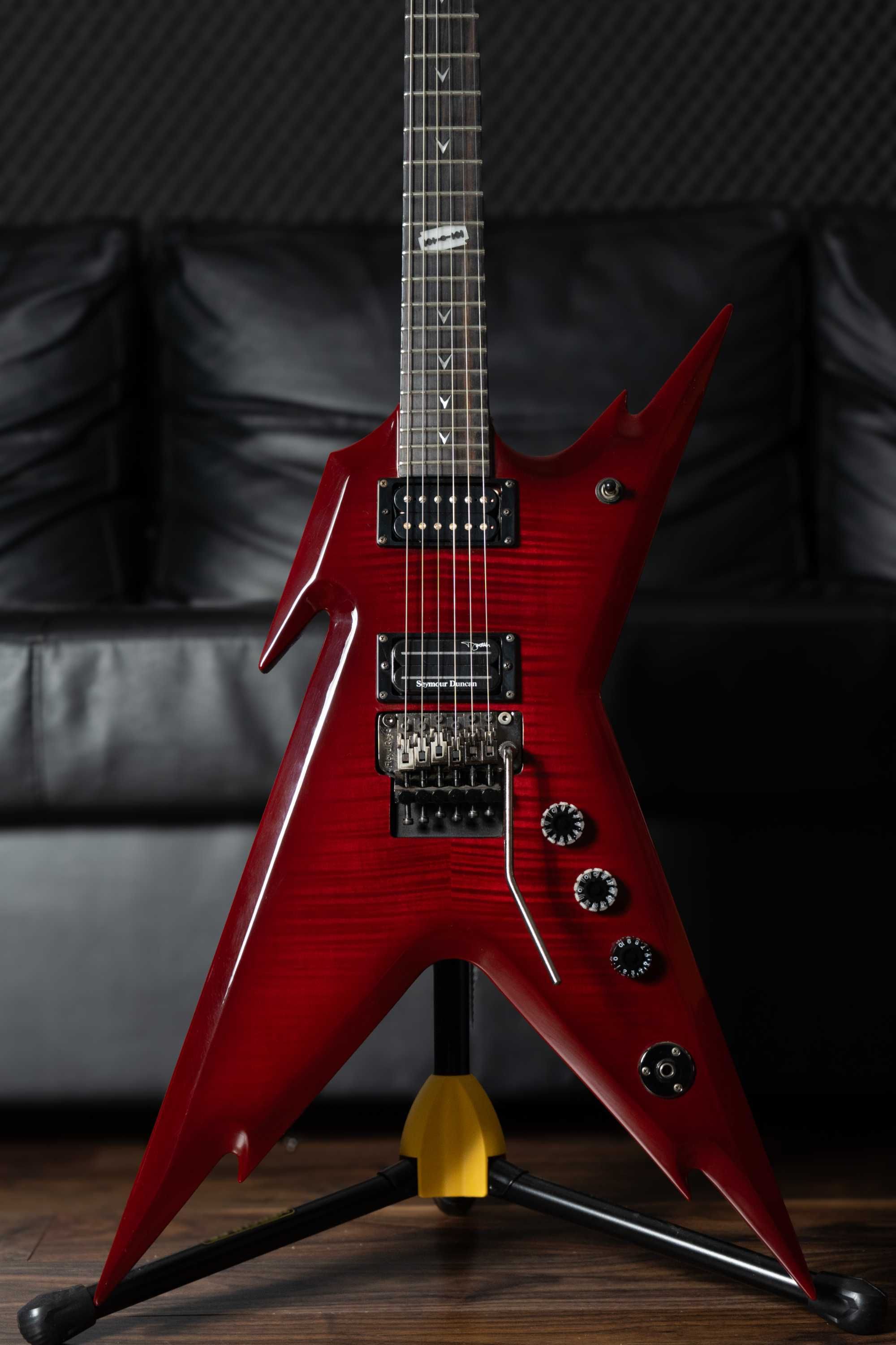 *Apenas 30 unidades* Dean Dime Razorback Flame Top 2008 - Trans Red