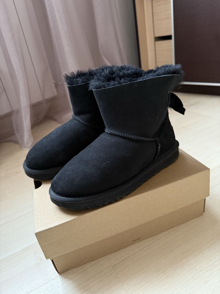 Зимние женские UGG