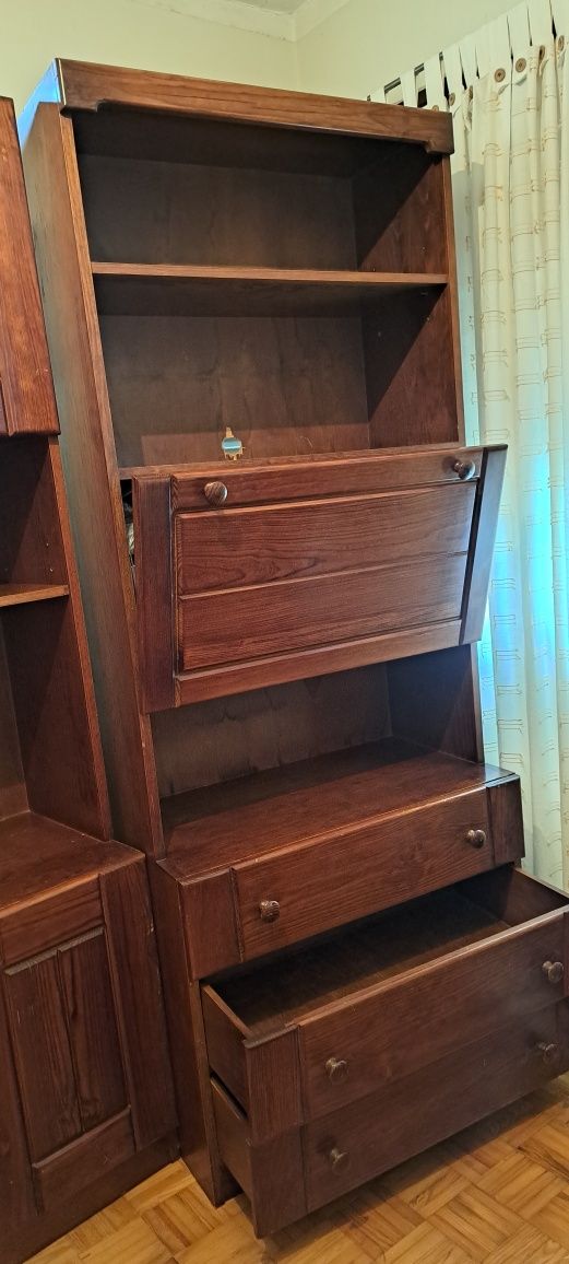 2 Moveis  Estante de Sala de Estar em Madeira Maciça