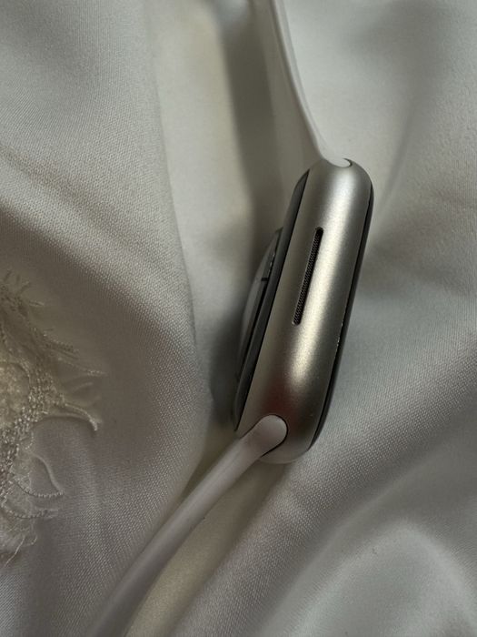 Смарт-годинник Apple Watch Series 7 41mm