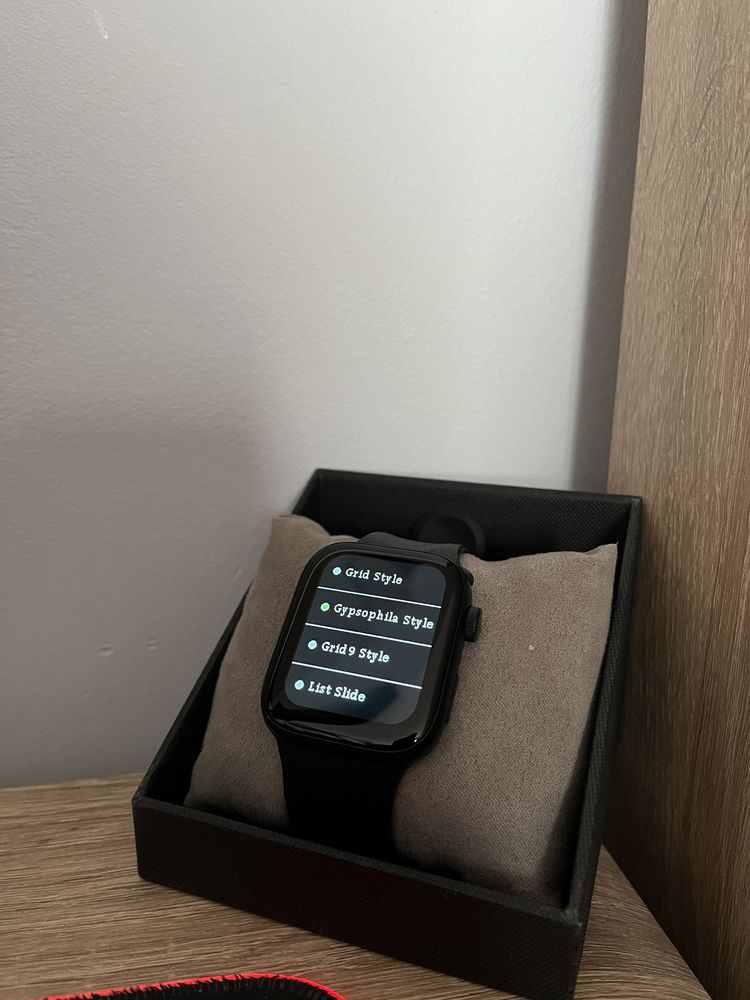 Smartwatch czarny