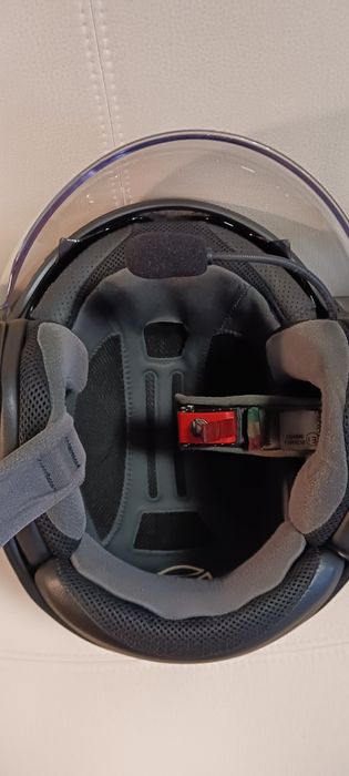 Capacete JET em Carbono MOMODESIGN