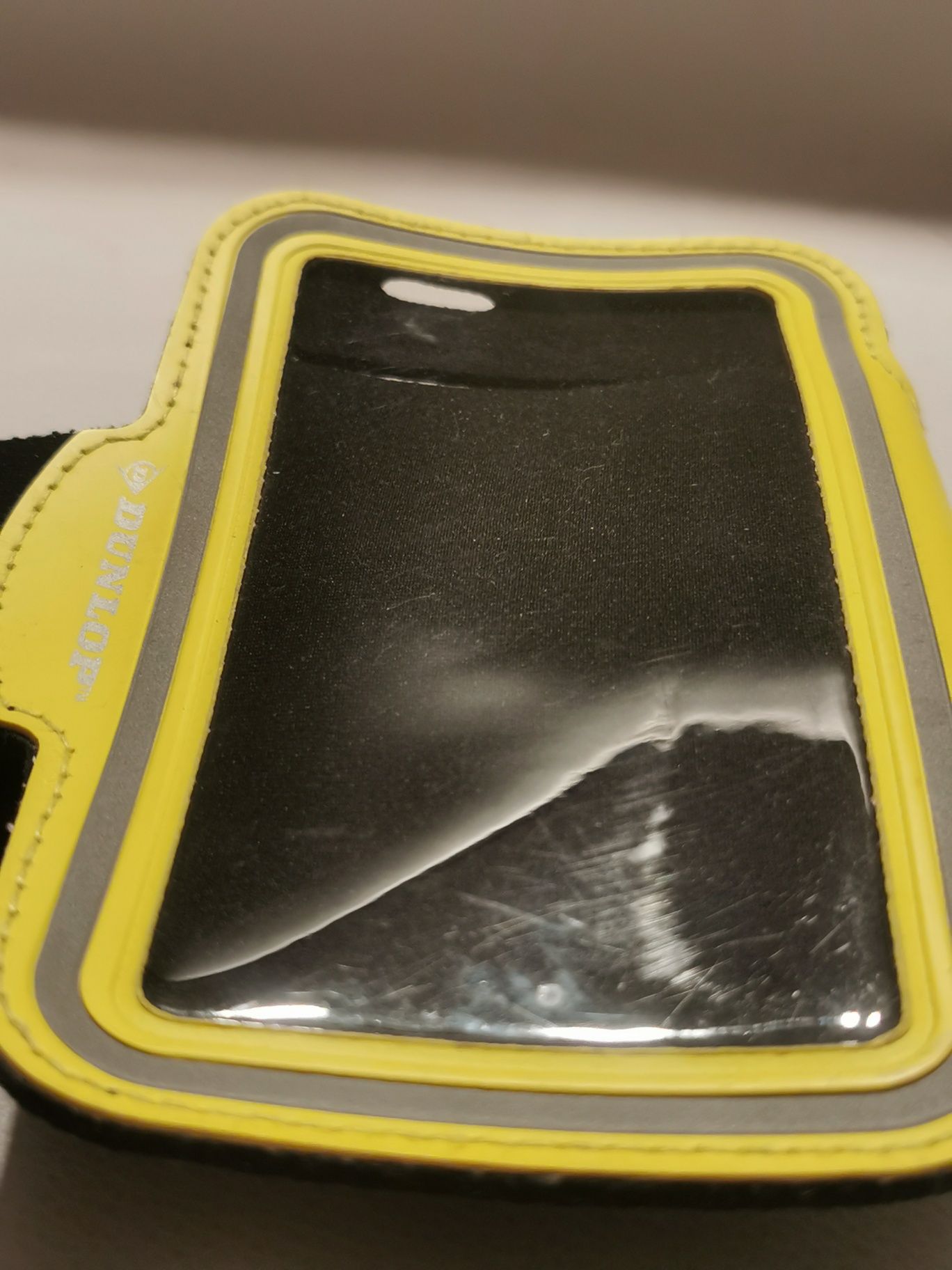 Etiu, opaska na telefon