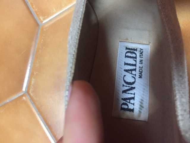 Sapatos Italianos de Senhora em Linho Tamanho 35.