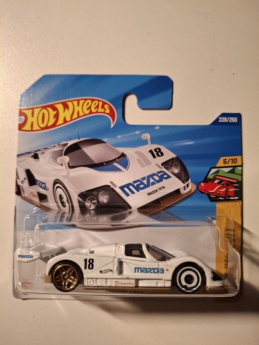 Hot wheels mazda 787b